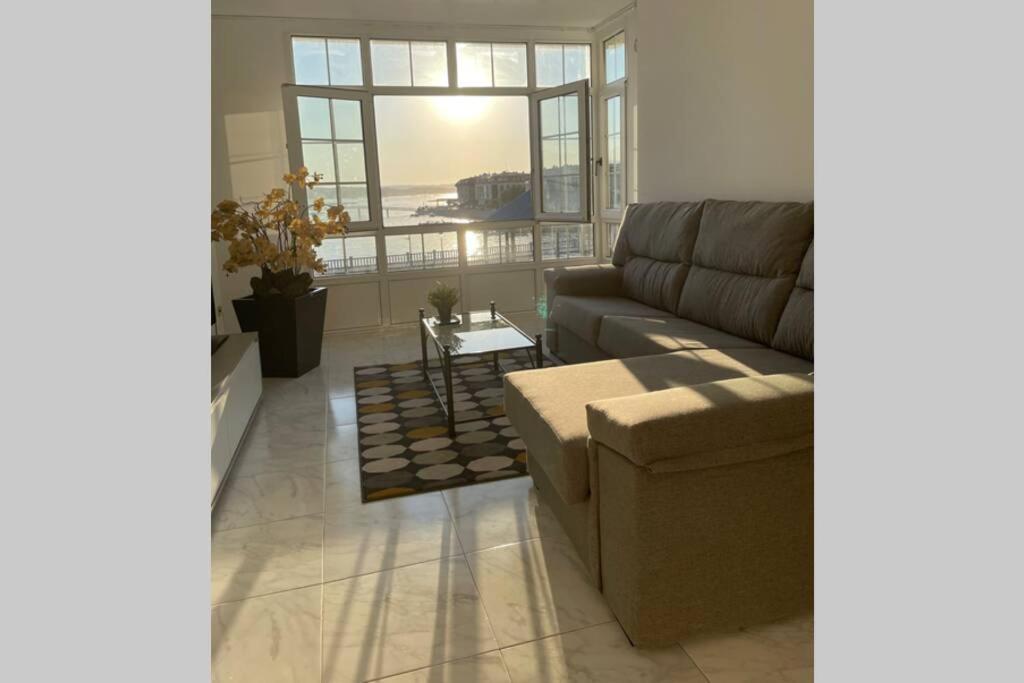 Apartamento Plaza Del Parque บียานูเอบา เด อาโรซา ภายนอก รูปภาพ